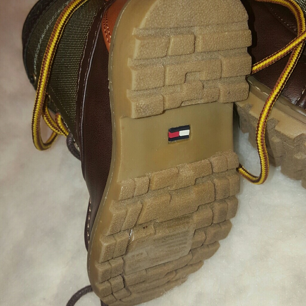 Shoes - Picture 4 of 6